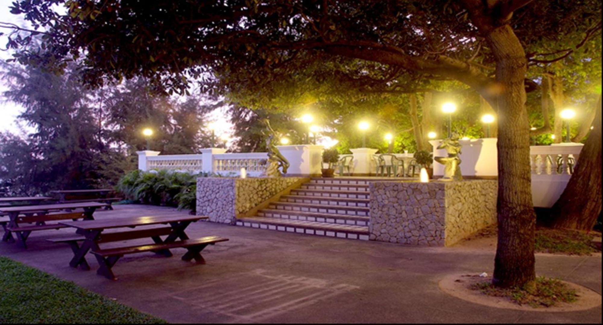 Purimas Beach Hotel & Spa Ban Chang  Bagian luar foto