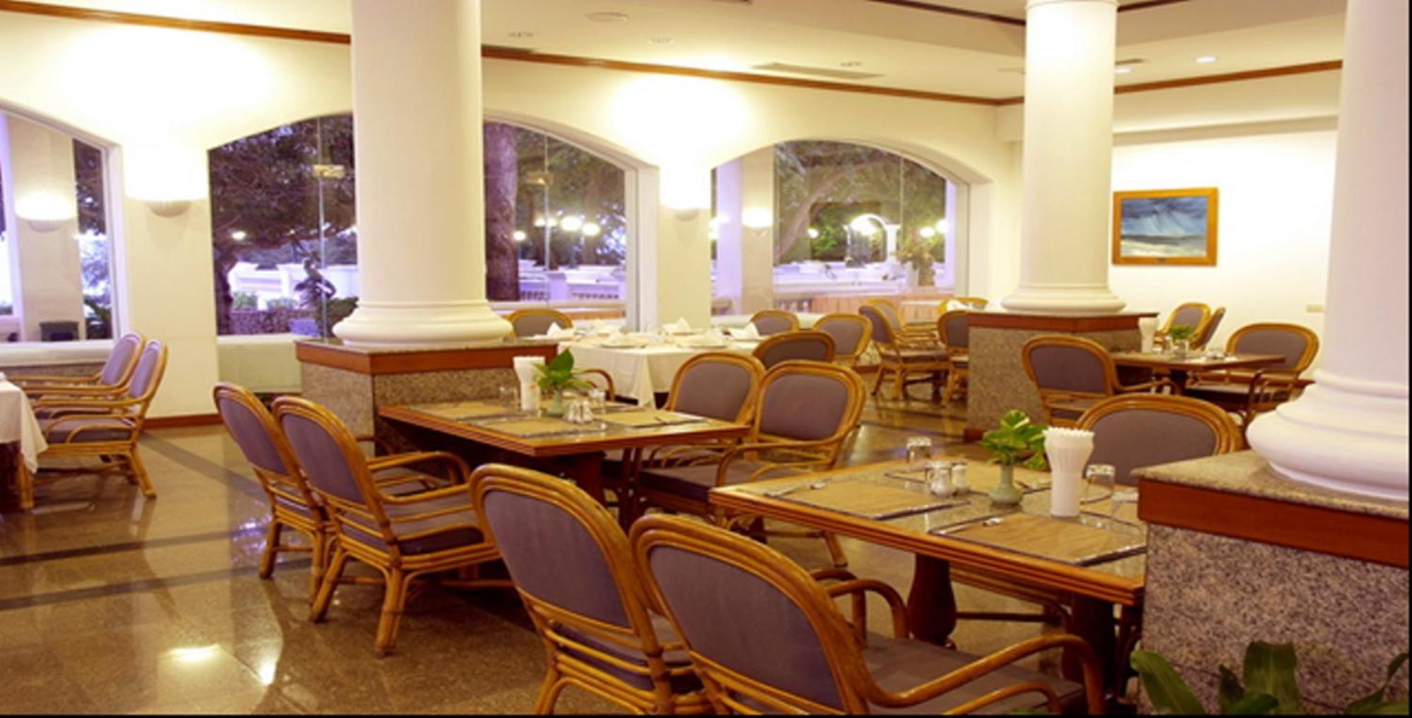 Purimas Beach Hotel & Spa Ban Chang  Bagian luar foto