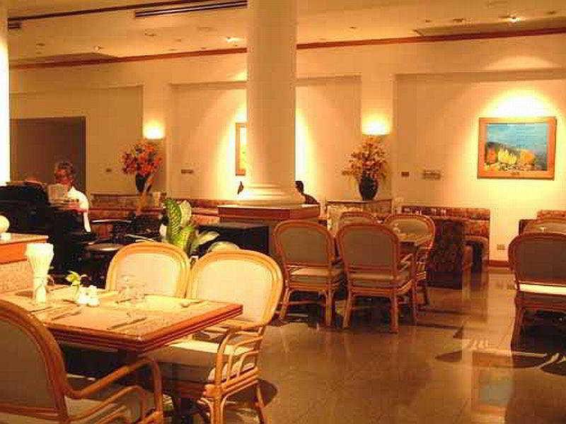 Purimas Beach Hotel & Spa Ban Chang  Bagian luar foto