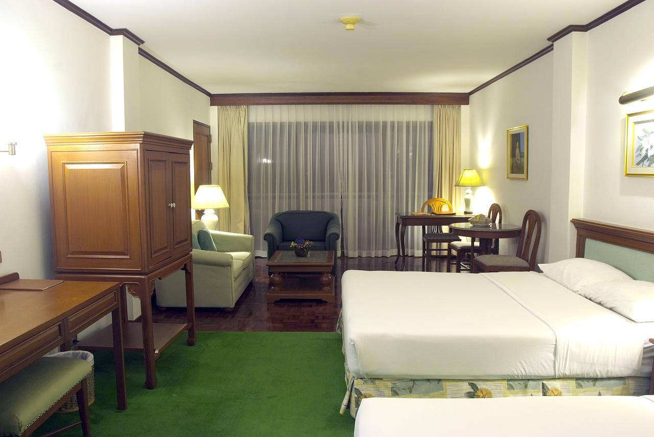Purimas Beach Hotel & Spa Ban Chang  Bagian luar foto