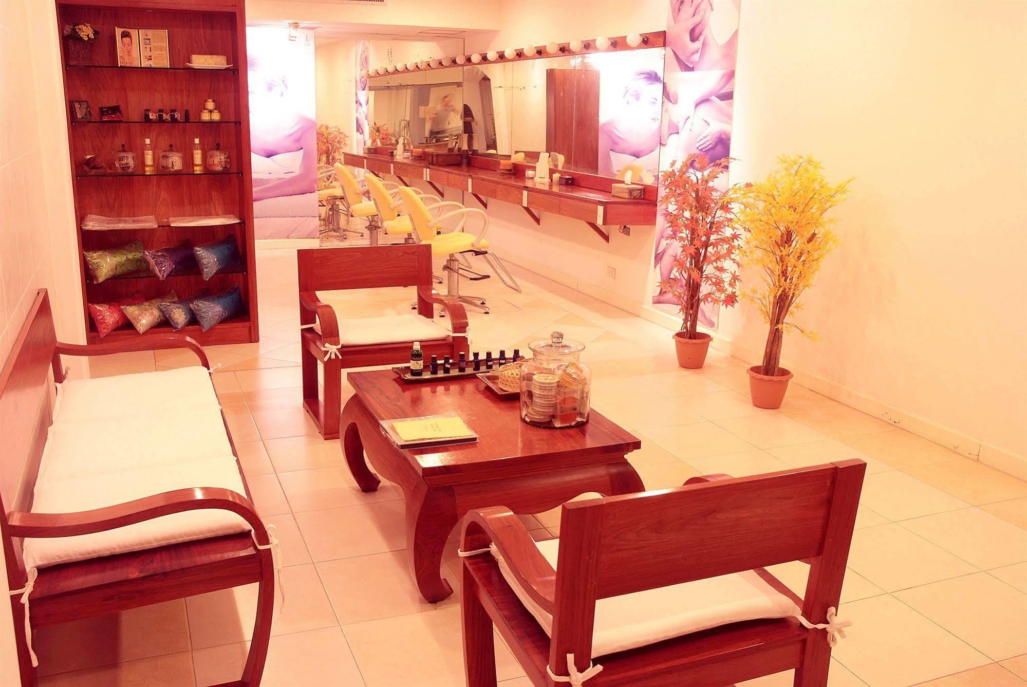 Purimas Beach Hotel & Spa Ban Chang  Bagian luar foto